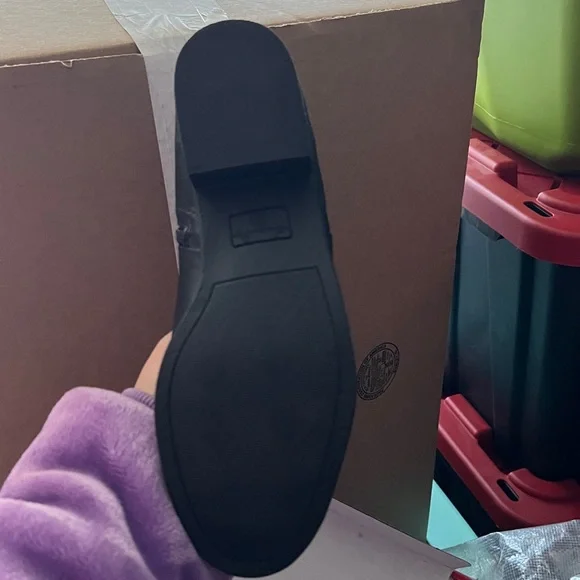 Women’s short black booties boots American Rags 8 cadee NEW NIB - Picture 7 of 7